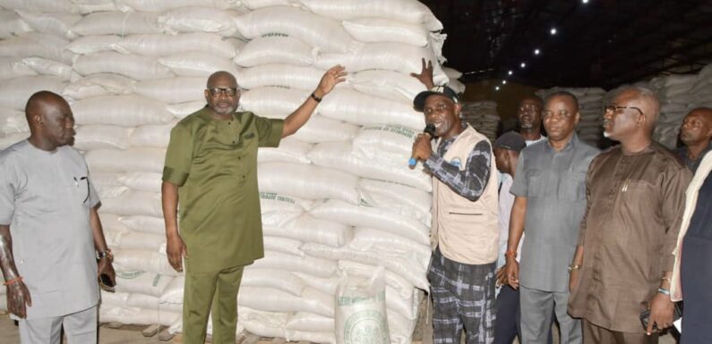 PALLIATIVE: Delta takes delivery of food items from FG