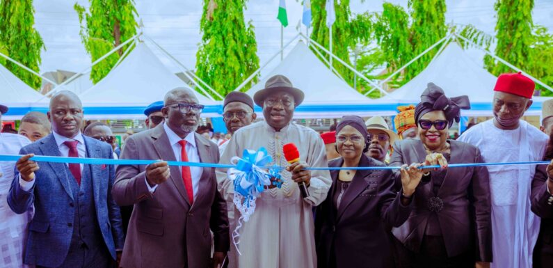 Jonathan inaugurates Delta High Court Complex